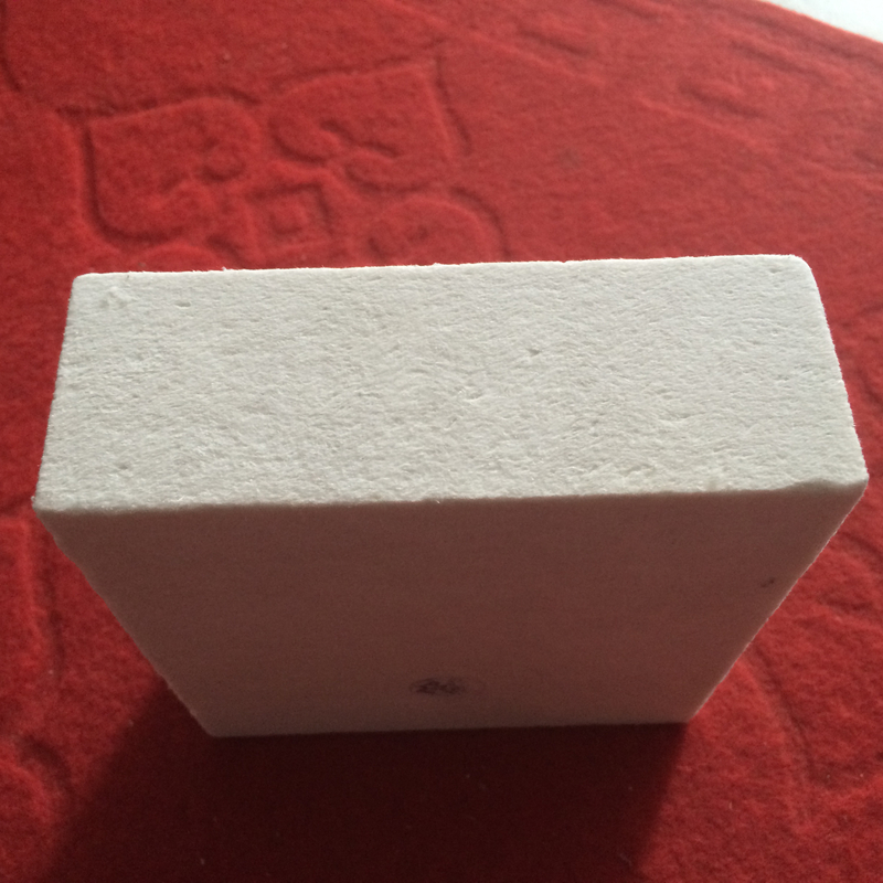 High purity corundum brick Al2O3 99%